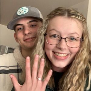 Meet your Posher, Kaitlyn